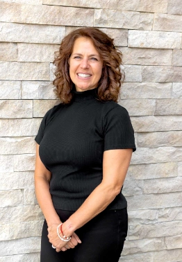 Diane, an insurance specialist for Imperial Dental Care in Hendersonville, TN